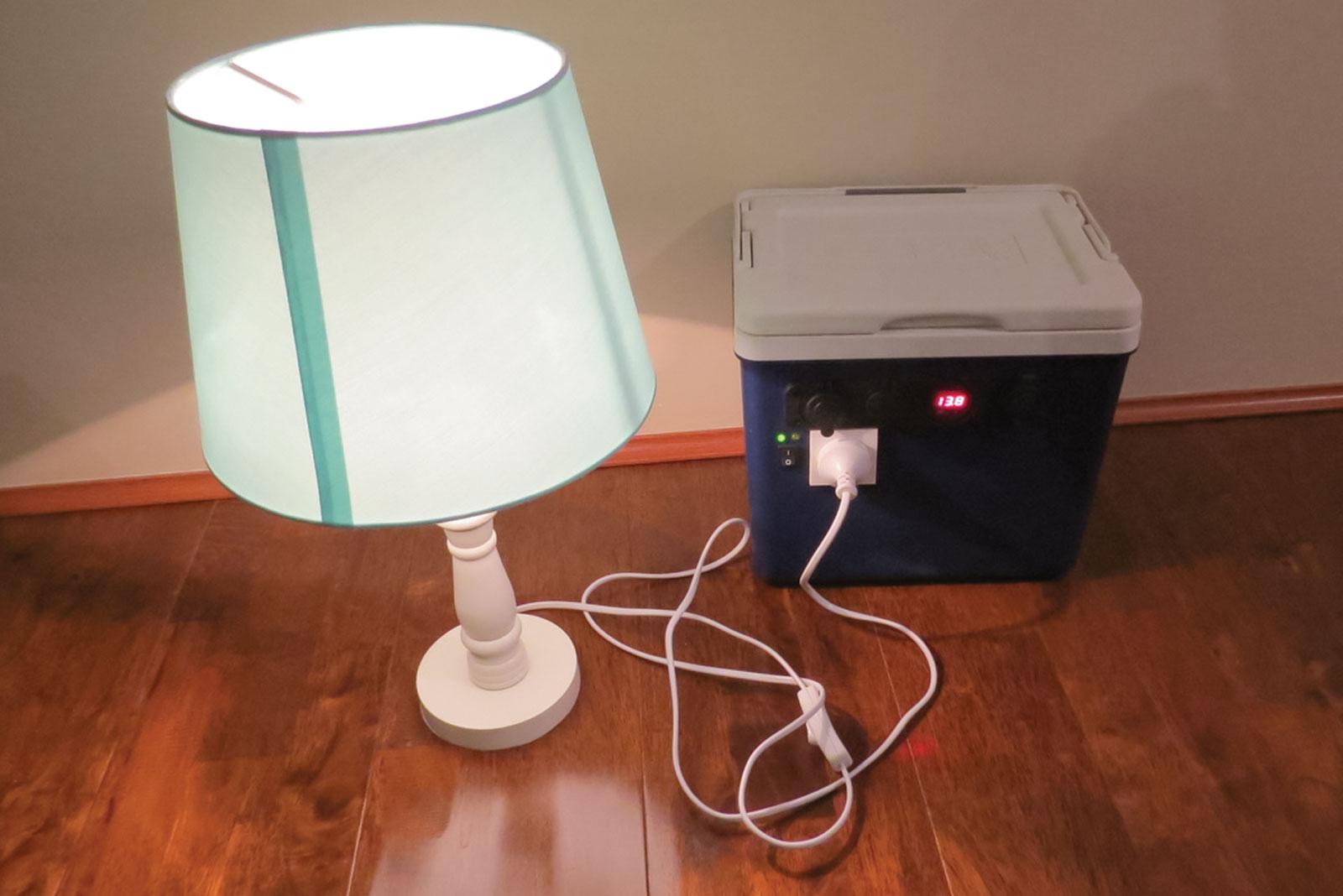 inverter powering a lamp