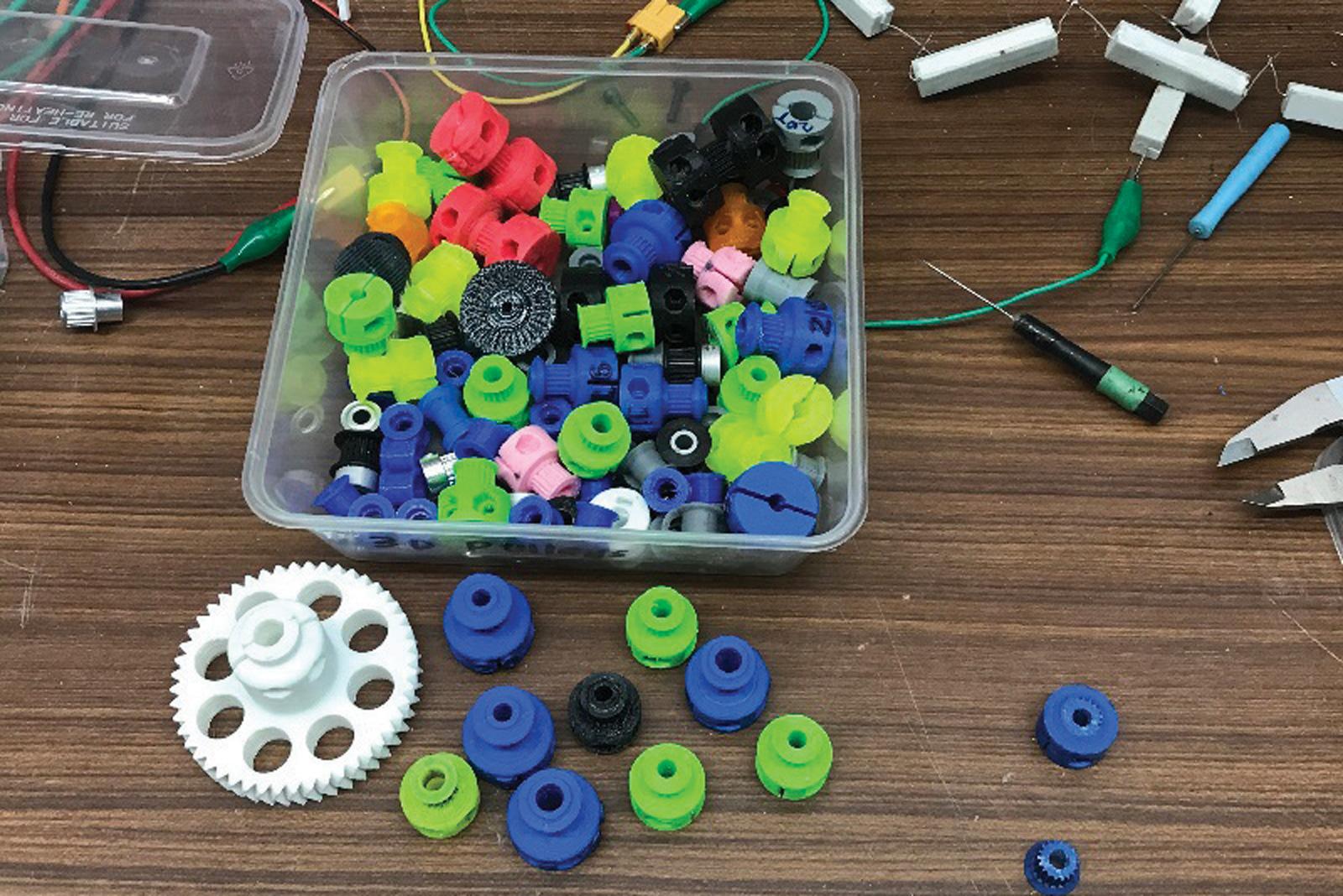 3D Printed PLA Gear after 2 Years? - Spur Gear Tool in Fusion360 